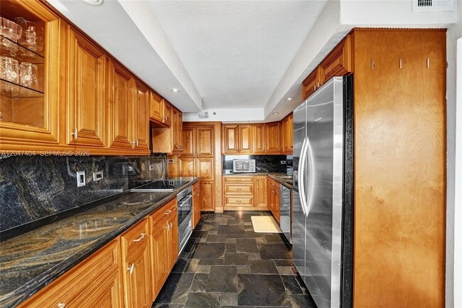 Building Photo - 1201 S Ocean Dr