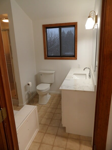 Building Photo - 921 Onondaga St