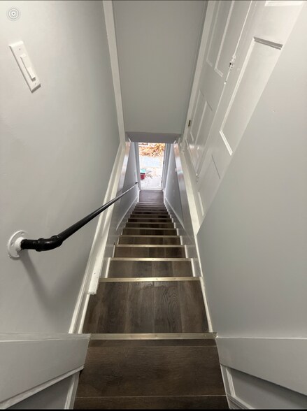 MAIN ENTRANCE - 57 Bridge St