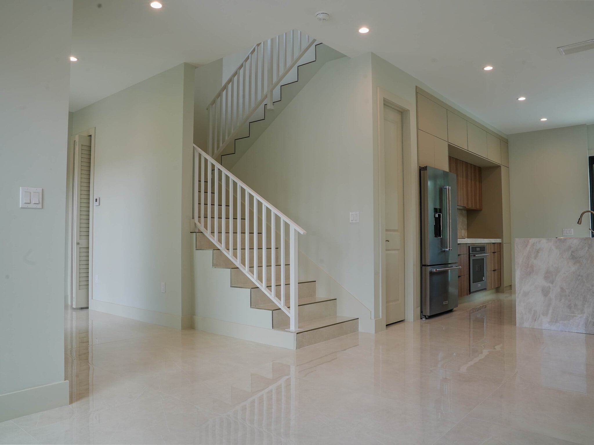 Building Photo - 6500 SW 84th St