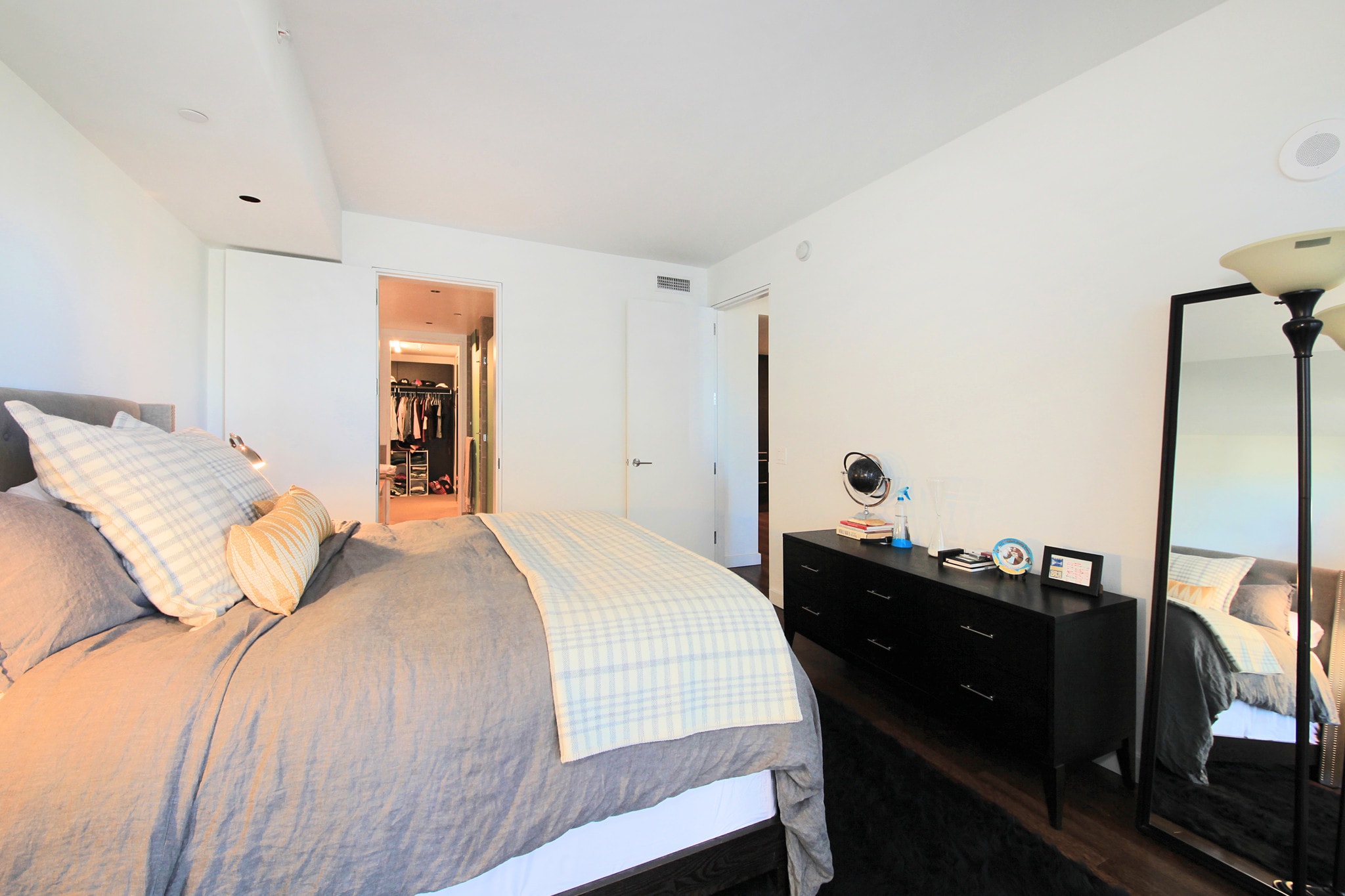 Building Photo - 6250 HOLLYWOOD Blvd