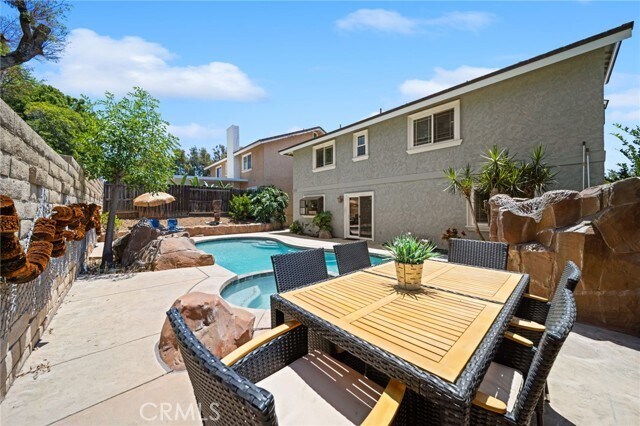 Building Photo - 731 Langer Dr