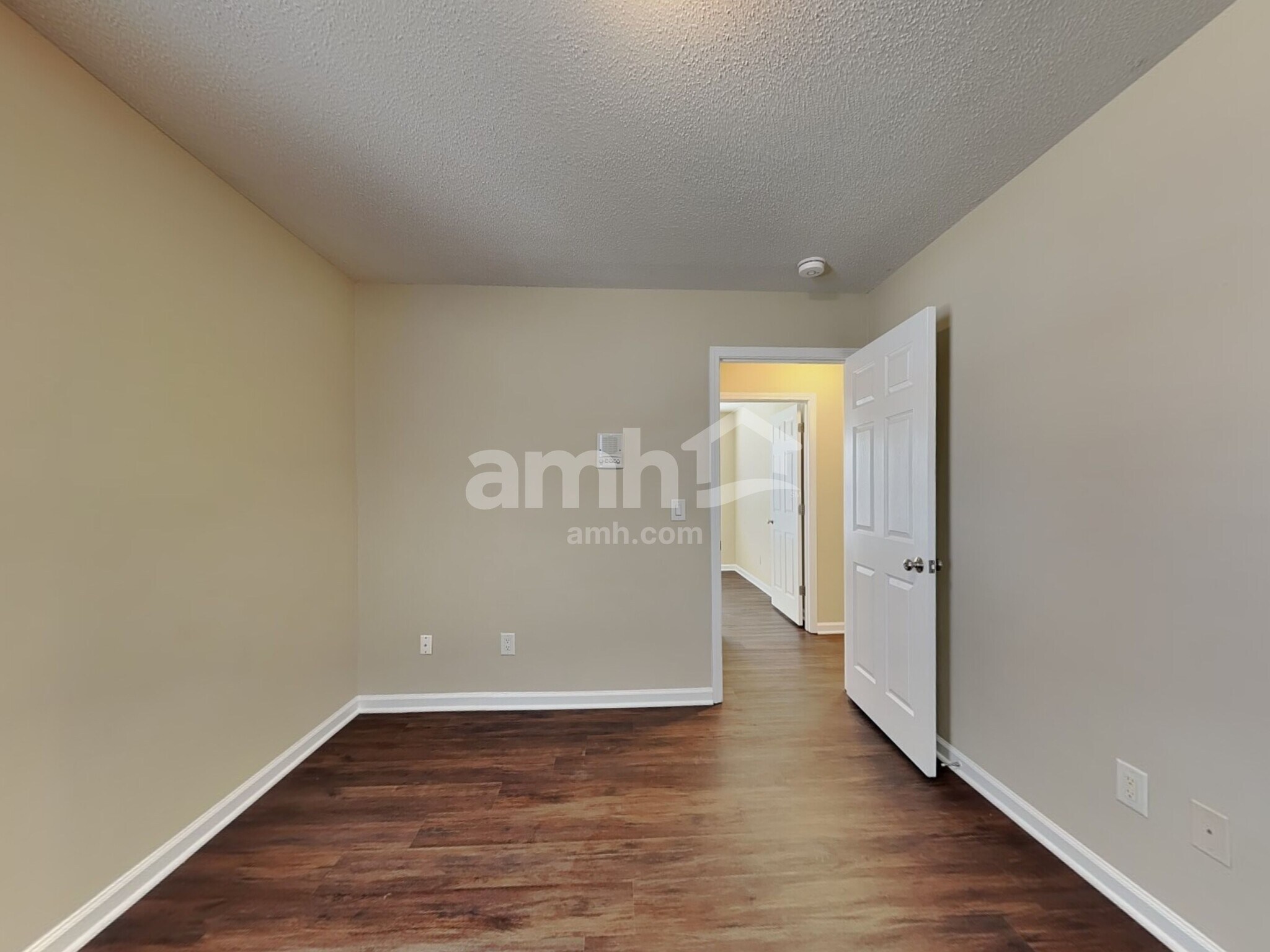 Building Photo - 3646 Sunset Hollow Dr