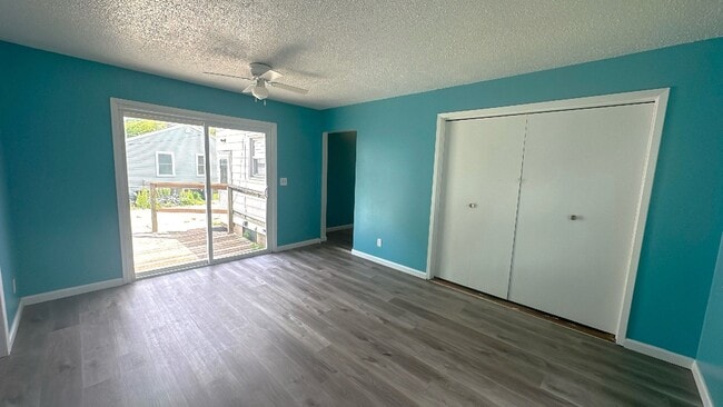 Building Photo - FOR RENT- Adorable 2 bed 1 bath in Washbur...