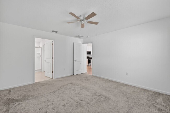 Building Photo - Available Now! Well-Maintained 3BR/2BA in Great Neighborhood