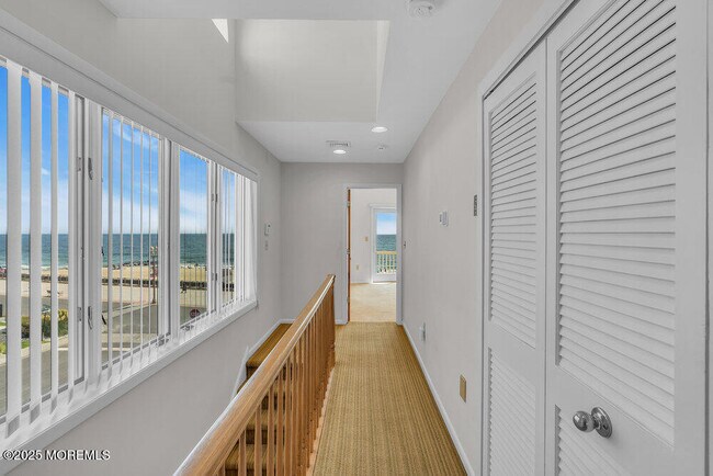 Building Photo - 152 Ocean Ave N