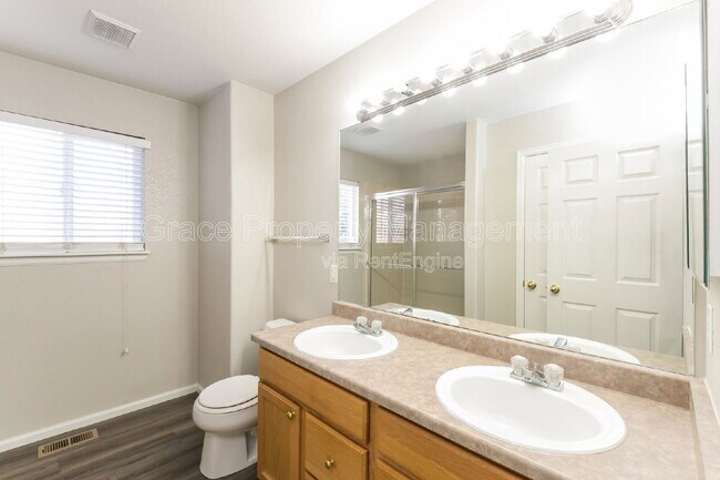 Building Photo - 10580 Garfield St