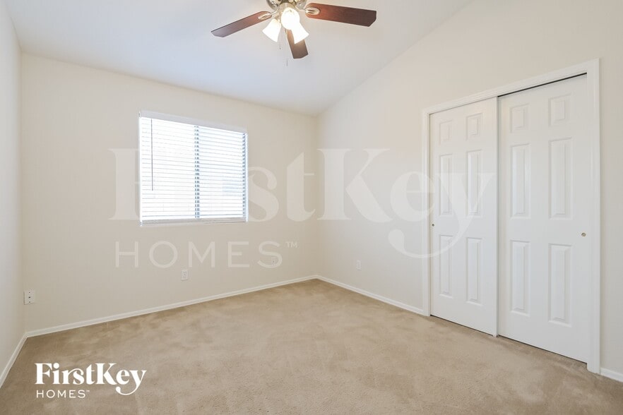 Building Photo - 6951 W Red Rock Dr