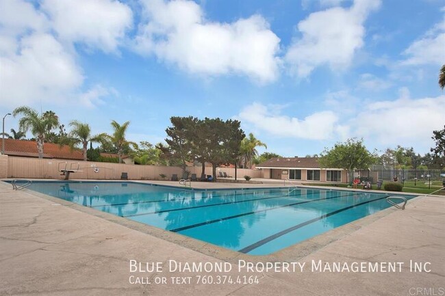 Building Photo - Cozy 3 BR, 2 BA townhome in Encinitas