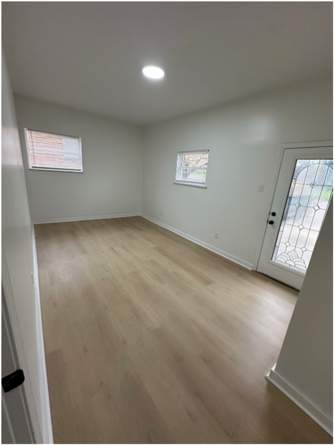 Building Photo - 505 Anniston Dr