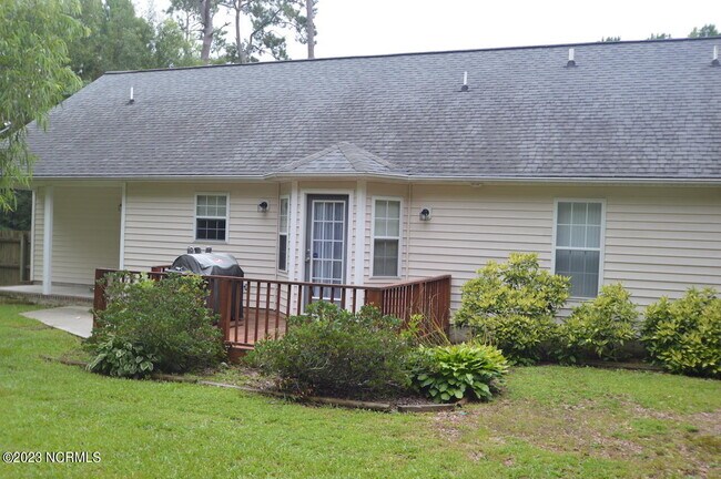 Building Photo - 228 Natalie Ln