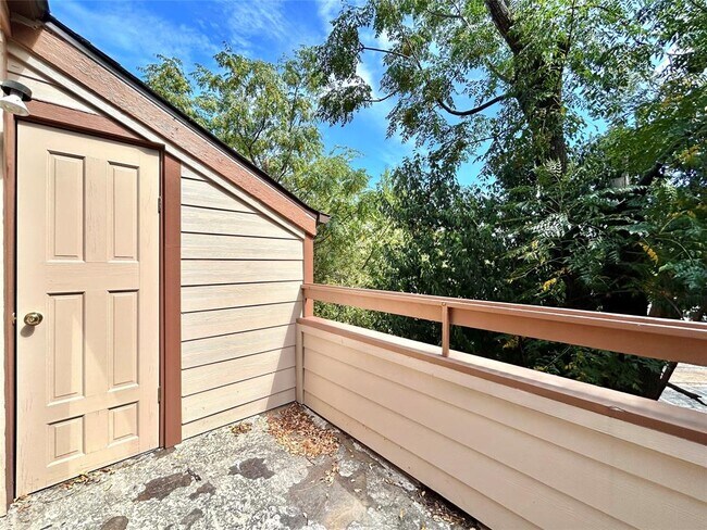 Building Photo - 7111 US-290