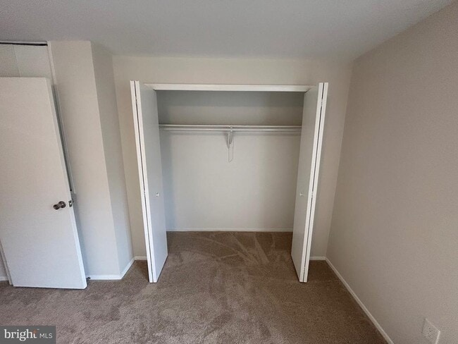 Building Photo - 7051 Knighthood Ln