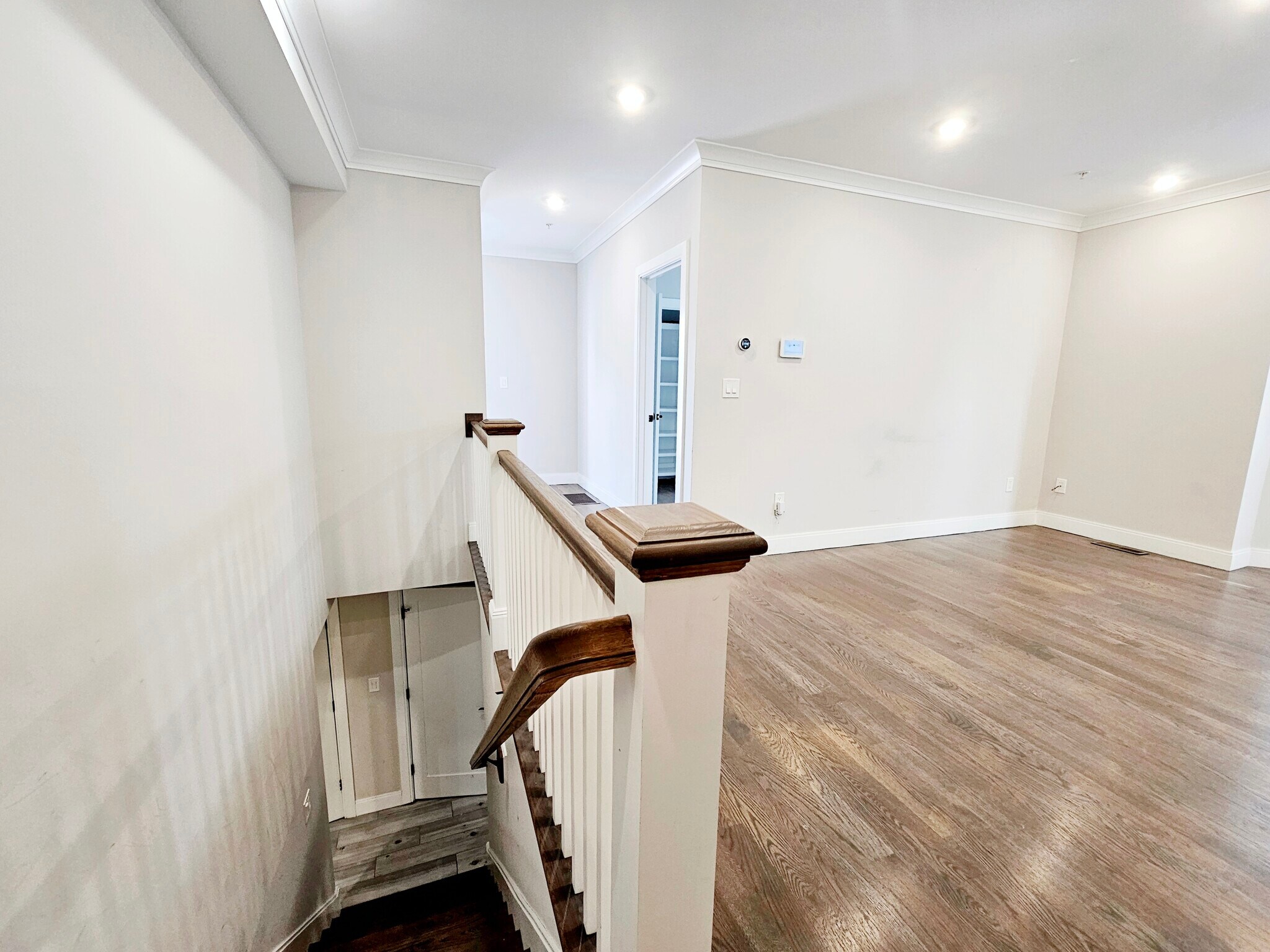 Building Photo - 79 Linden St