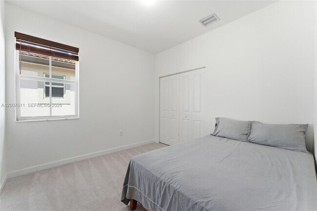 Building Photo - 2284 NW 130th St