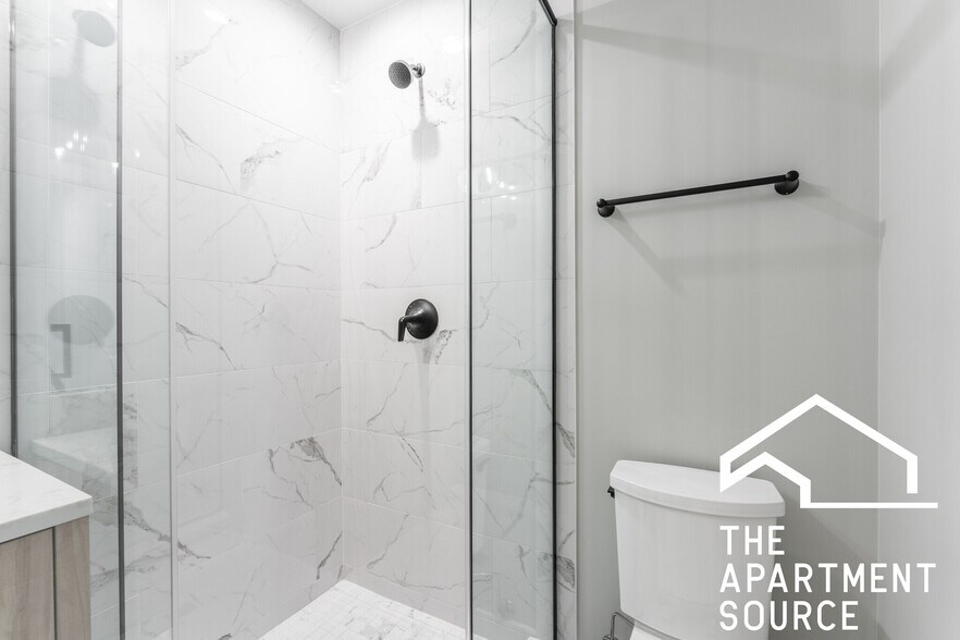 Building Photo - 2541 N Campbell Ave