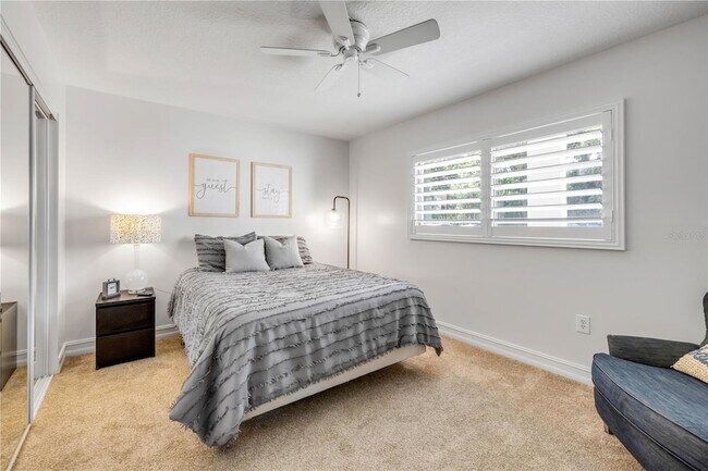 Building Photo - 2100 N Peninsula Ave