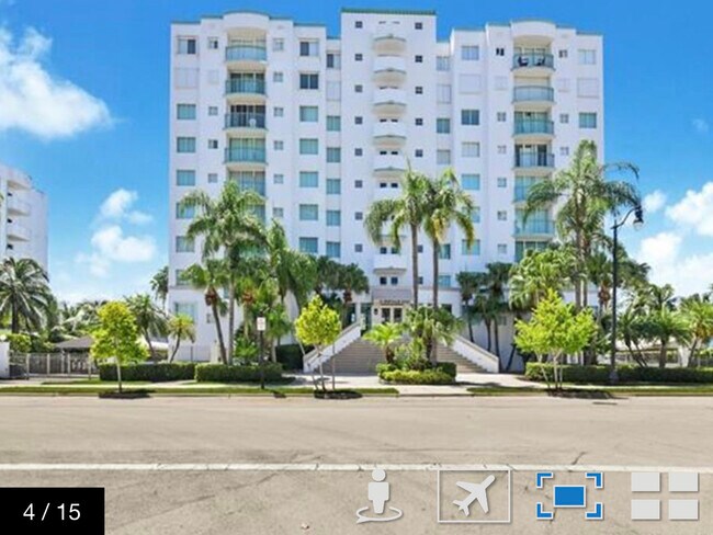 Building Photo - 18000 N Bay Rd