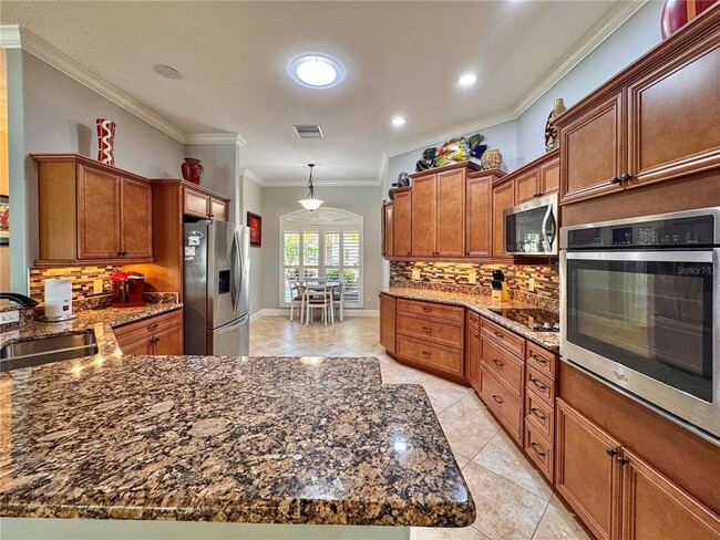 Building Photo - 4167 Victory Dr