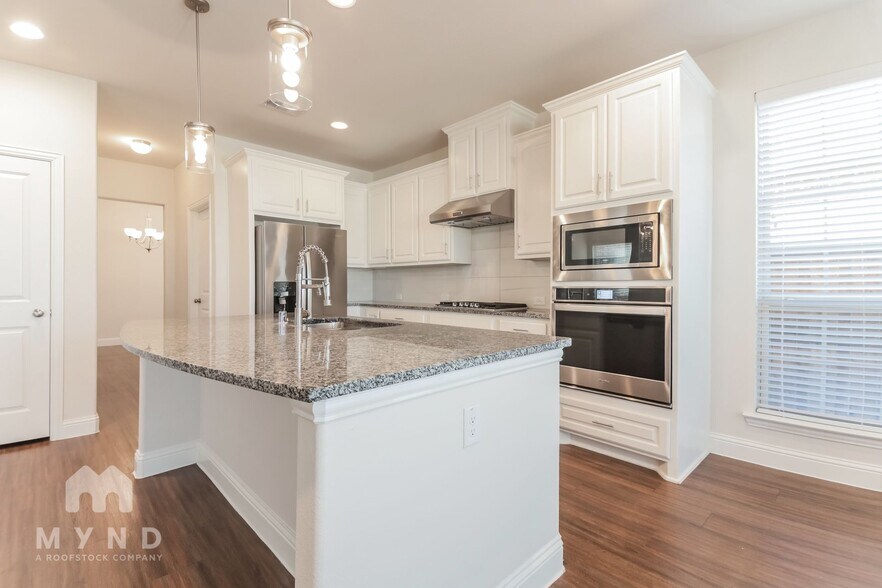 Building Photo - 3025 Damsel Sauvage Ln