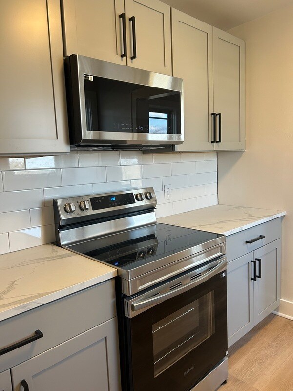 Building Photo - 2903 Voelkel Ave