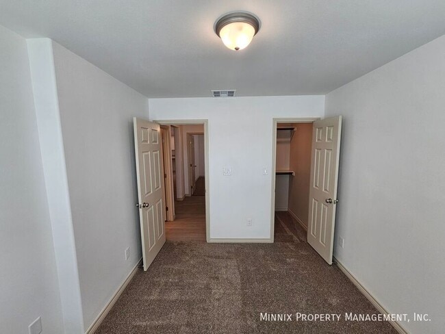Building Photo - 1325 Bajada St