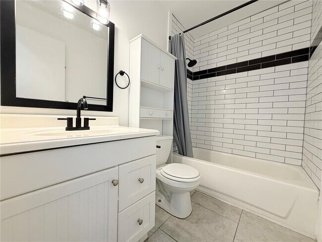 Building Photo - 1140 83rd Ave N