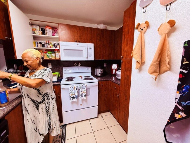 Building Photo - 2243 NW 135th Terrace