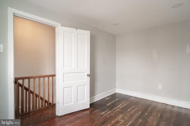 Building Photo - 3265 Salmon St