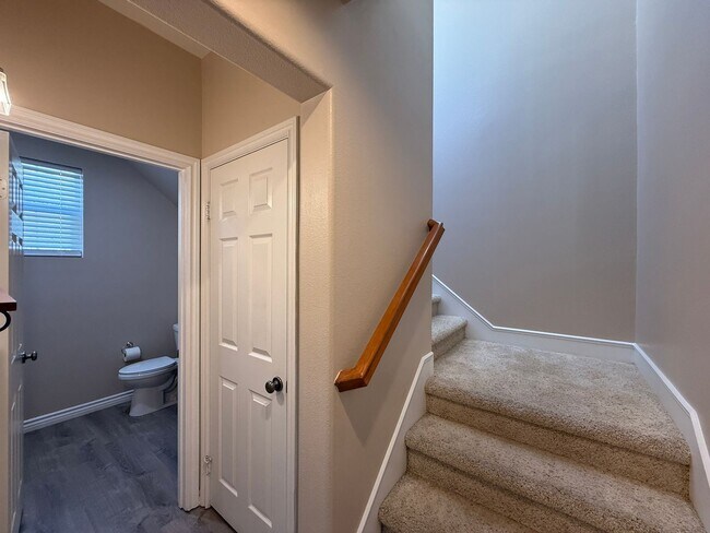 Building Photo - Ana Verde 3 bedroom