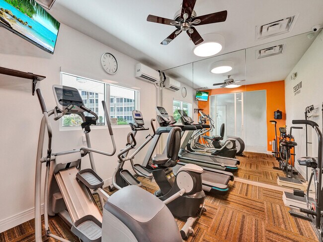 Building Photo - 3300 S Ocean Blvd