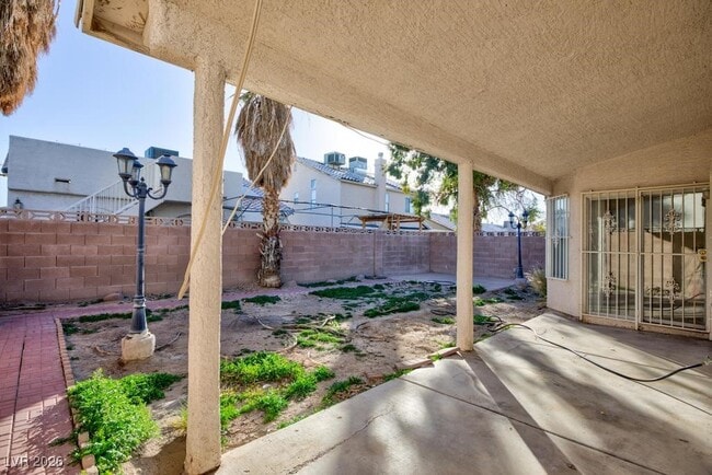 Building Photo - 6629 Beach Plum Way