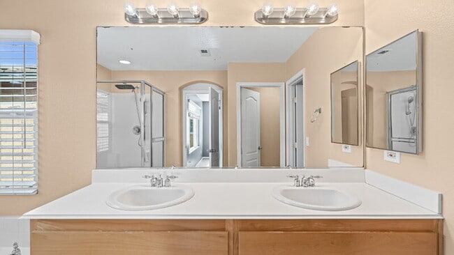 Building Photo - 4106 Arroyo Way