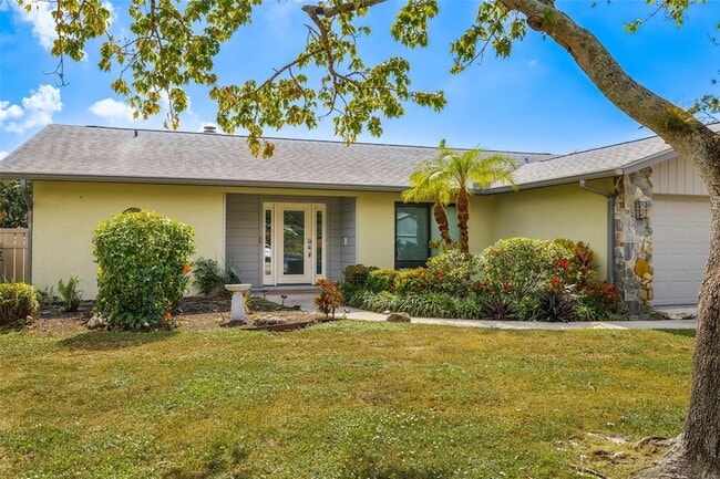 Building Photo - 4814 Country Oaks Blvd