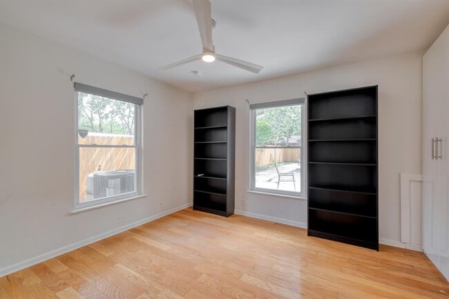 Building Photo - 1413 Berkshire Dr