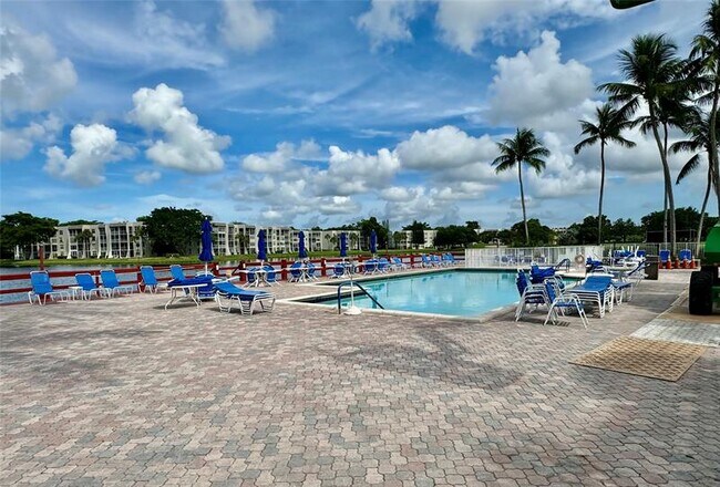 Building Photo - 9311 Orange Grove Dr