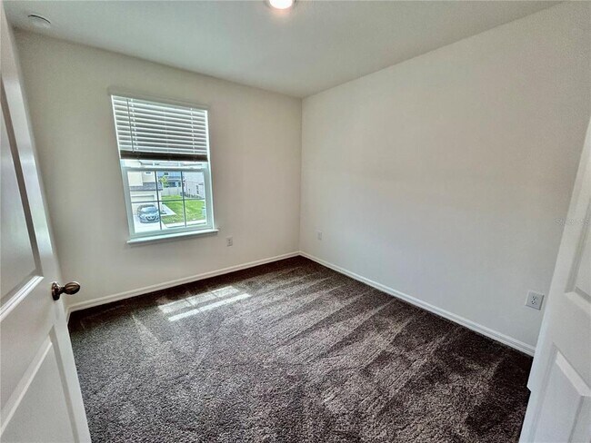 Building Photo - 32067 Eastern Redbud Br