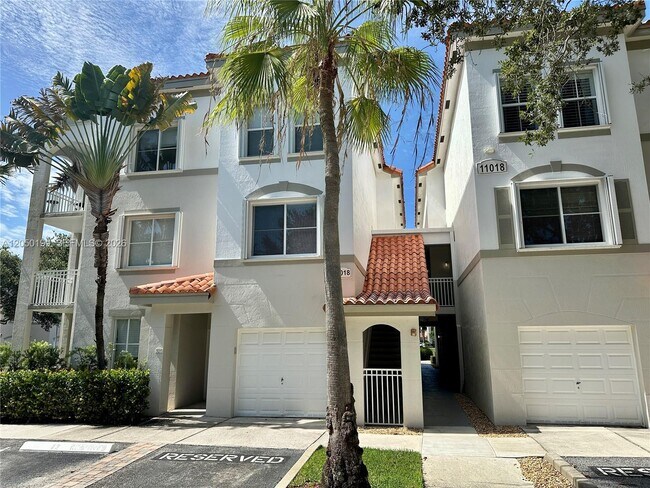 Building Photo - 11018 Legacy Dr