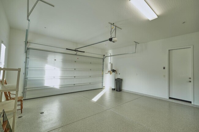 Building Photo - 26627 N 104th Way