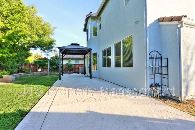 Building Photo - 5602 Jerry Litell Way