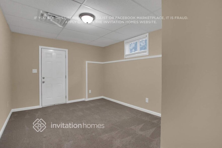 Building Photo - 38 Cooper Lake Rd SW