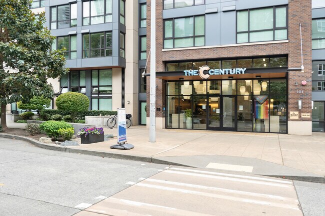 Building Photo - 101 Taylor Ave N