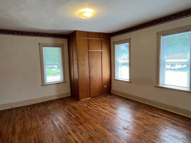 Building Photo - 4 Bed 2 Bath Single Family Home in Wausau