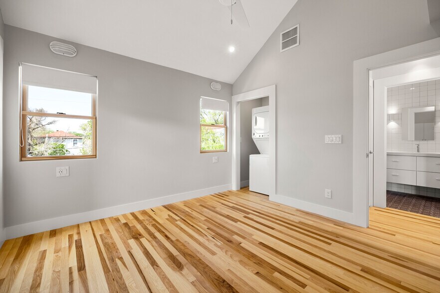 Building Photo - 126 Boston St