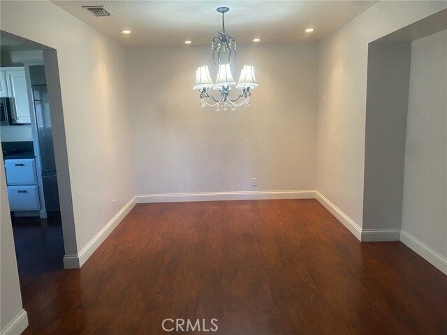 Building Photo - 454 Walker Rd