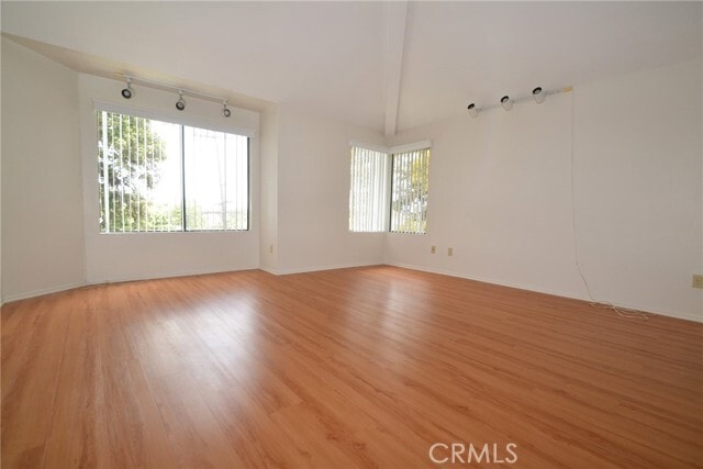 Building Photo - 2595 Plaza del Amo