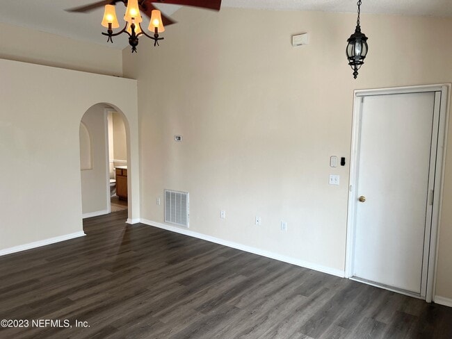 Building Photo - 6580 Gentle Oaks Dr N