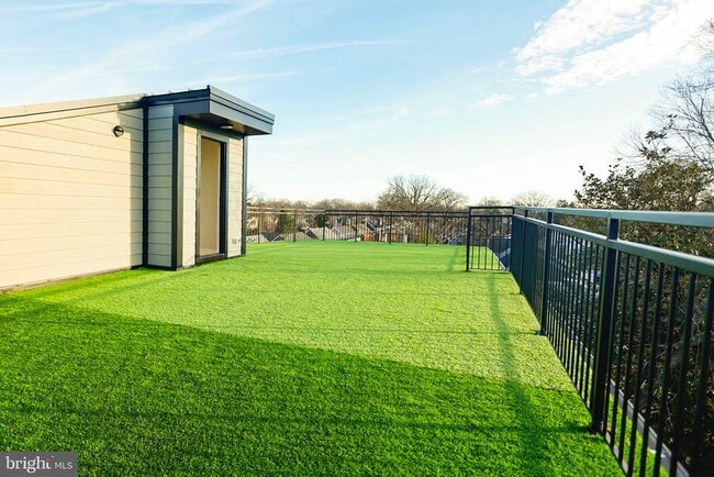 Building Photo - 3500 7th St N