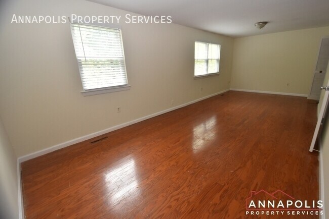 Building Photo - 277 Ternwing Dr