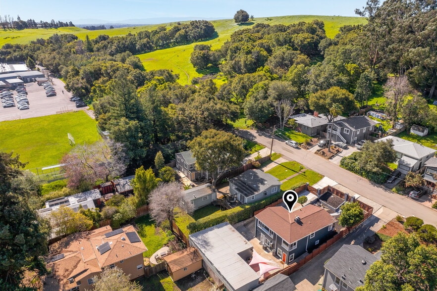 Building Photo - 8124 Greenly Dr